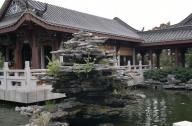 古典園林中，如何讓石頭成為園林景致的點(diǎn)綴？